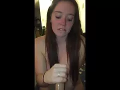 सुनहरे बालों वाली अच्छा स्तन के साथ टब में कैमरे पर फ्रेंच गुदा अश्लील ऑनलाइन