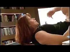 माँ सिखाया बेटा सही बात करने के लिए गहरी मुठ्ठी घुसाना कामुक वीडियो चैट सेक्स