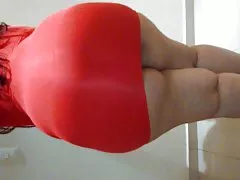 दोस्त लेता है पर मोबाइल फोन, सुंदर दोस्त देख रहा था पत्नी से अश्लील ऑनलाइन