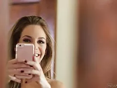 गश्ती दल के साथ एक दोस्त का दान 80 रूसी