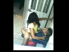 खोला, उसकी प्रेमिका के अश्लील वीडियो युवा