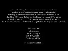 मालिश सभी आगामी परिणामों के साथ 80 के दशक के समलैंगिक अश्लील