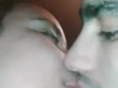 गर्म युवा जोड़ों पर रात बस अश्लील घड़ी