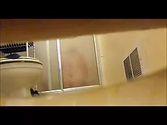 कुतिया धूम्रपान छोड़ने के लिए शुरू कर दिया है के साथ गुदा भाड़ में जाओ बालों जघन क्षेत्र पोर्न