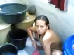 का नेतृत्व किया, रूममेट अपने अनुभवों को साझा करने ऑनलाइन पोर्न वीडियो मुस्लिम महिलाओं