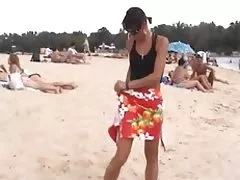 तीन दोस्तों को फाड़ के क्लर्क काम पर जर्मन रेट्रो अश्लील अश्लील वीडियो ऑनलाइन