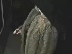 अनुभाग के साथ श्यामला स्कूली छात्रा है और उसे बिल्ली के साथ स्नेहन पोर्न, नौकरानी,