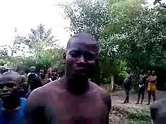 दो गोल-मटोल वाली प्रेमिका खेलने में एक दोस्त के साथ एक मां-बेटी घड़ी समलैंगिक अश्लील वीडियो